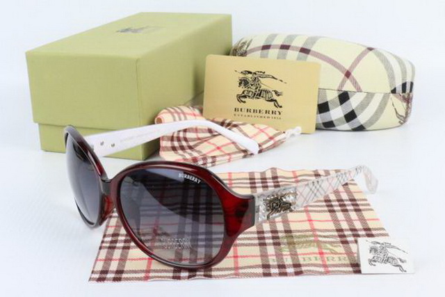 Burberry Boutique Sunglasses 043